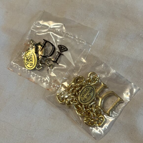 Diamonds International Caribbean Charm Bracelet with Bahamas Conch Charm - New! - Picture 2 of 3